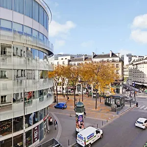 Pick A Flat's In Saint-lazare - Rue De Londres Parijs